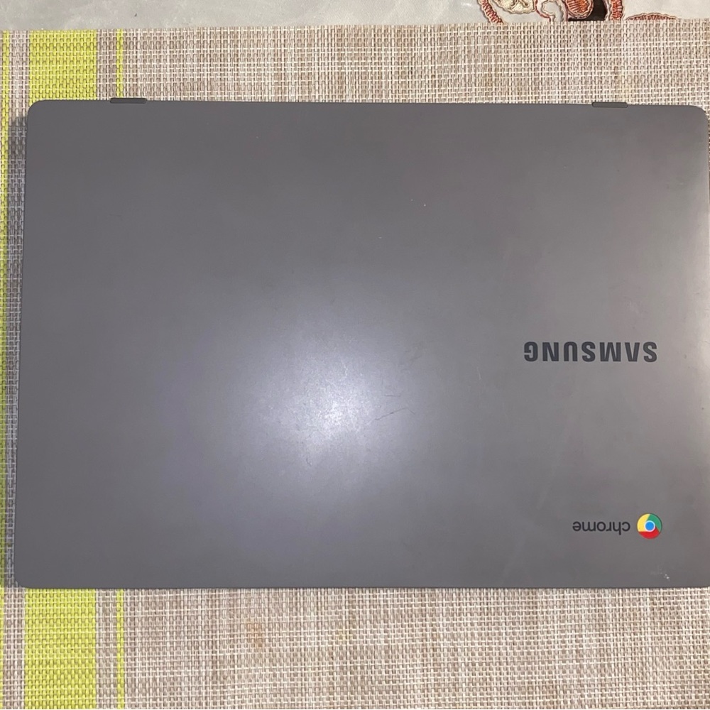 Samsung Silver Chromebook